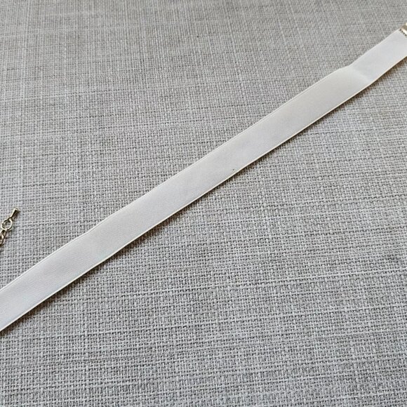 Cara Kids New York Choker Necklace Set of 2 Chokers Yellow and Blue Jewelry - Picture 11 of 12